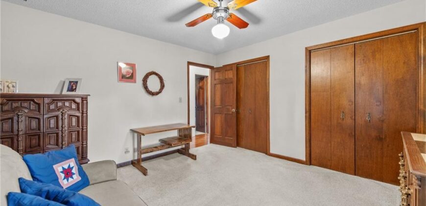 7610 NW Westside Drive, Weatherby Lake, MO 64152