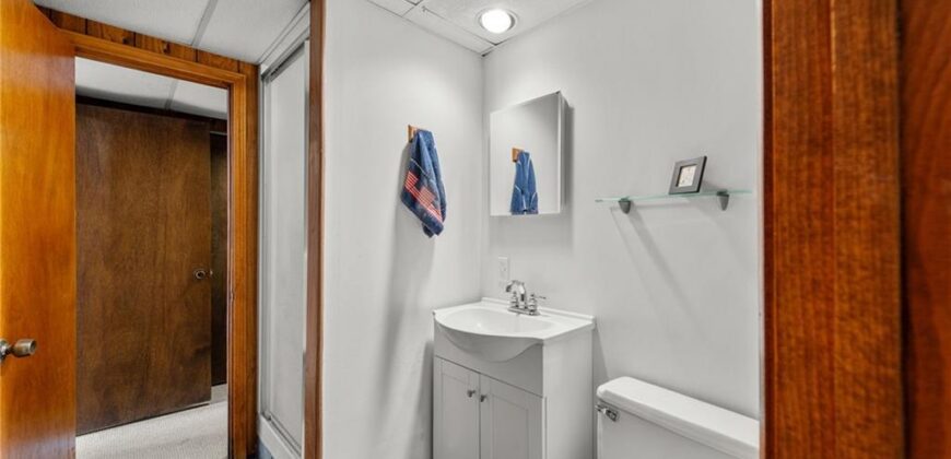 7610 NW Westside Drive, Weatherby Lake, MO 64152