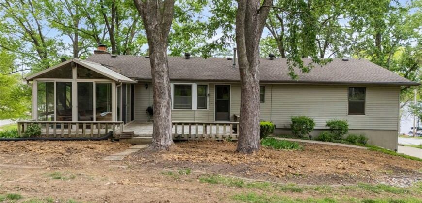 7610 NW Westside Drive, Weatherby Lake, MO 64152