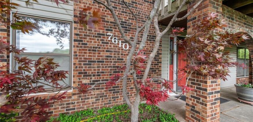 7610 NW Westside Drive, Weatherby Lake, MO 64152