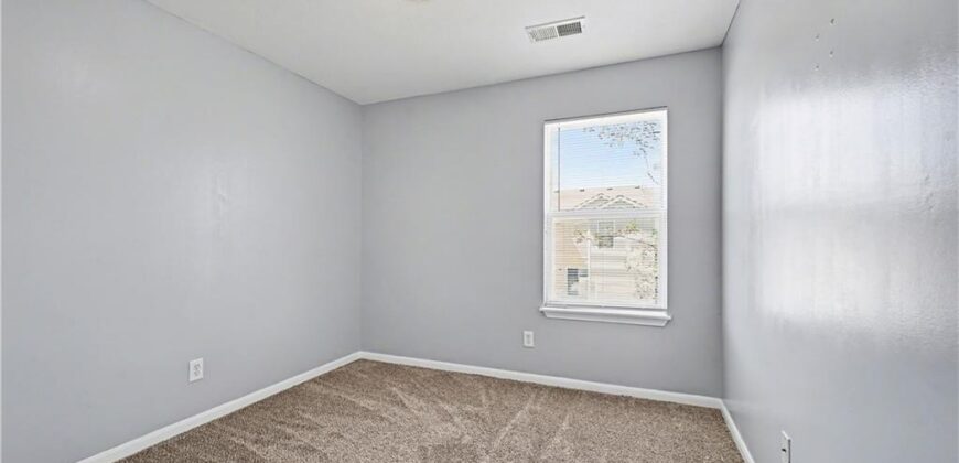 8156 N Oakley unit 17-D Avenue, Kansas City, MO 64119