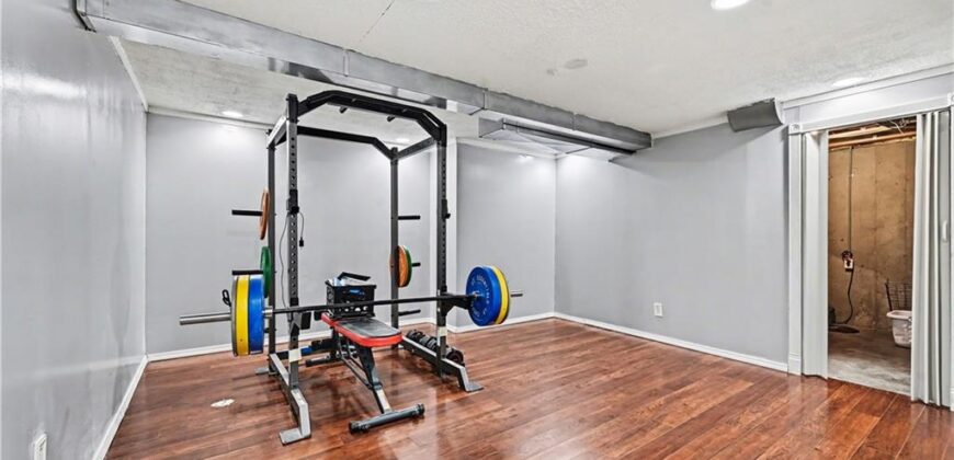 8156 N Oakley unit 17-D Avenue, Kansas City, MO 64119