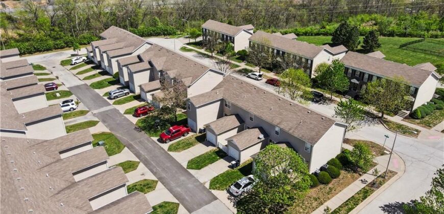 8156 N Oakley unit 17-D Avenue, Kansas City, MO 64119