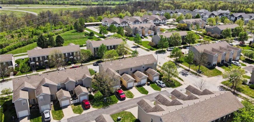 8156 N Oakley unit 17-D Avenue, Kansas City, MO 64119