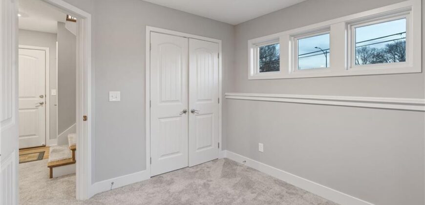 2312 NE 72ND Street, Kansas City, MO 64118
