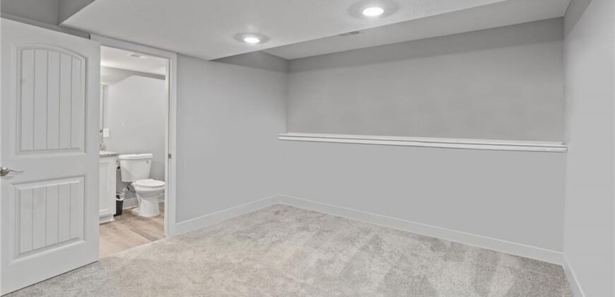 2312 NE 72ND Street, Kansas City, MO 64118