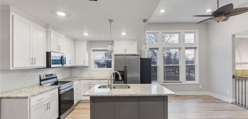2312 NE 72ND Street, Kansas City, MO 64118