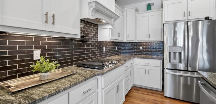 8808 N Clarion Avenue, Kansas City, MO 64153