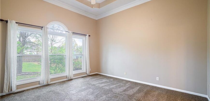 9 Timber Creek Circle, Platte City, MO 64079