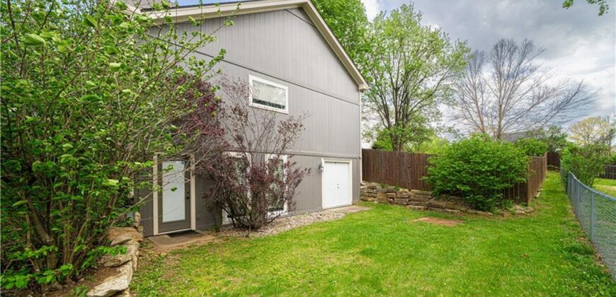 9 Timber Creek Circle, Platte City, MO 64079