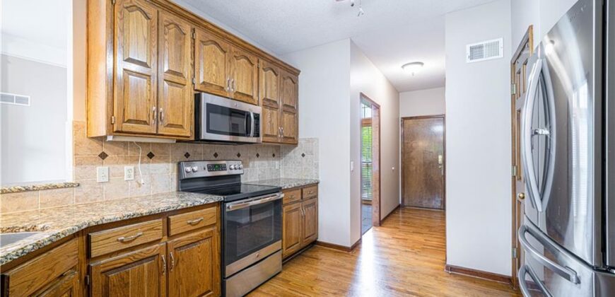 9 Timber Creek Circle, Platte City, MO 64079