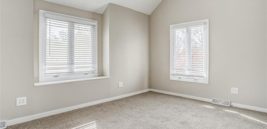 1120 NE 97th Place, Kansas City, MO 64155