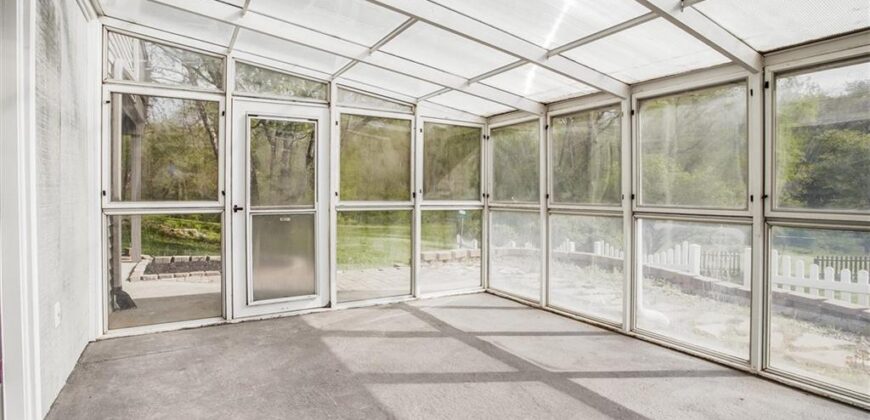 1120 NE 97th Place, Kansas City, MO 64155