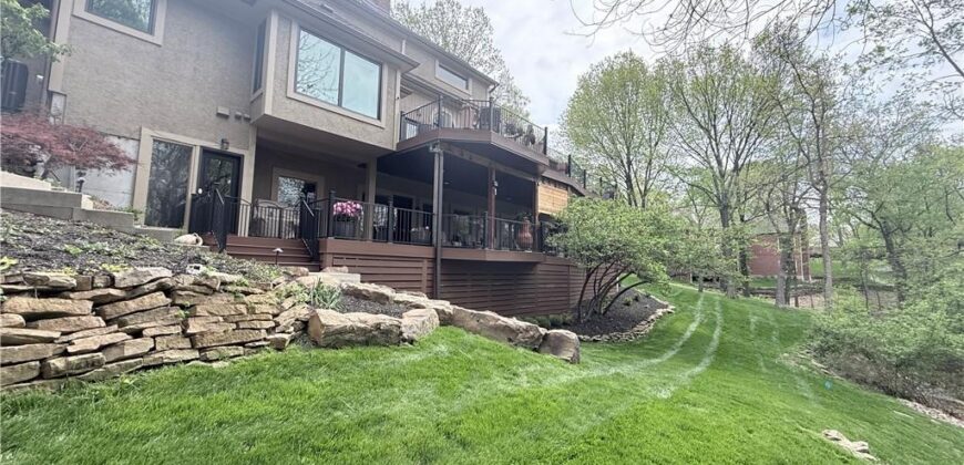 1305 NW 43rd Terrace, Kansas City, MO 64116