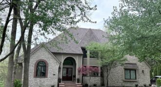 1305 NW 43rd Terrace, Kansas City, MO 64116