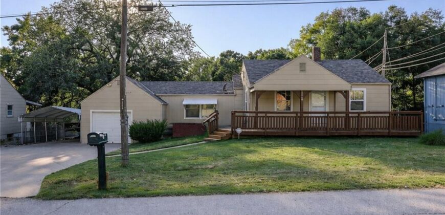 4260 NE Kelsey Road, Kansas City, MO 64116