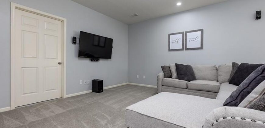 9115 N Stark Court, Kansas City, MO 64157