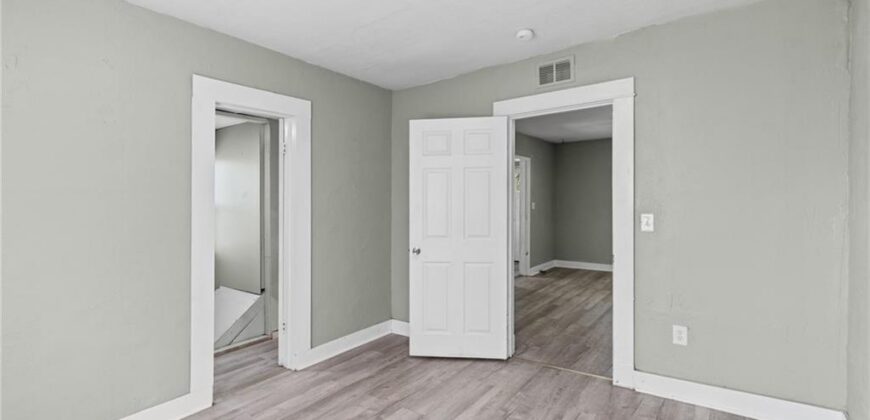 110 Liberty Street, Excelsior Springs, MO 64024