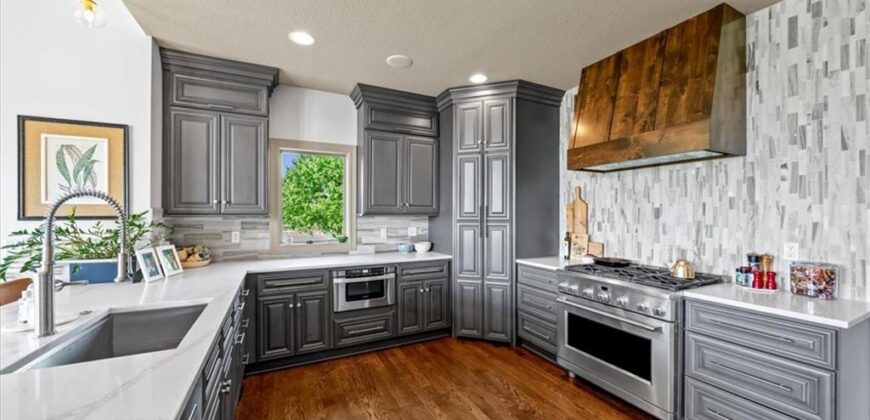 8085 NW Elizabeth Ann N/A, Parkville, MO 64152