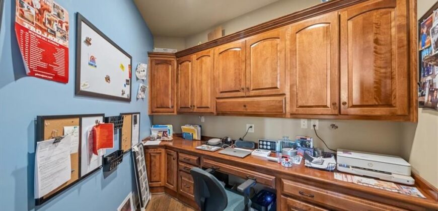 8085 NW Elizabeth Ann N/A, Parkville, MO 64152