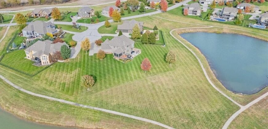 8085 NW Elizabeth Ann N/A, Parkville, MO 64152