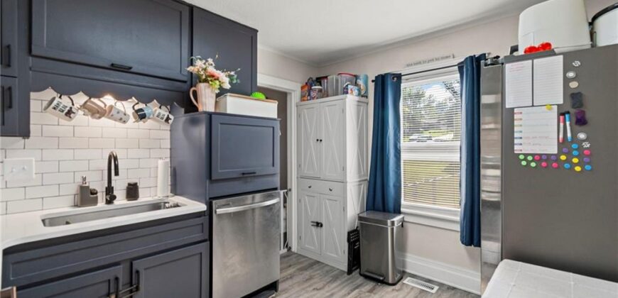 1004 Hickory Street, Excelsior Springs, MO 64024