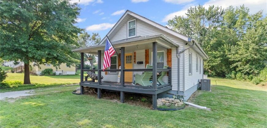 1004 Hickory Street, Excelsior Springs, MO 64024