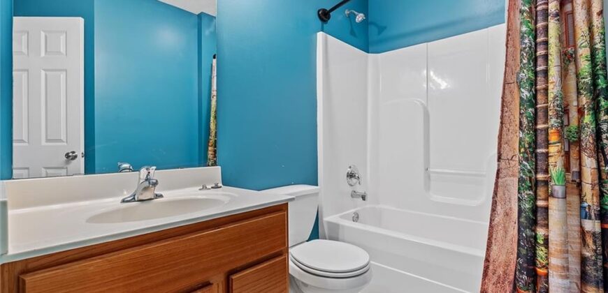 8820 Timber Creek Lane, Pleasant Valley, MO 64068