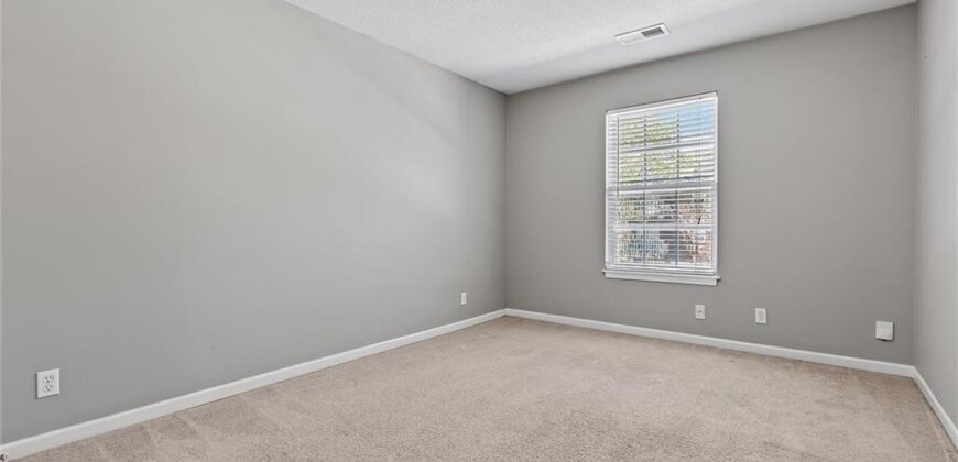 8820 Timber Creek Lane, Pleasant Valley, MO 64068