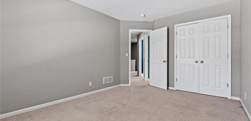 8820 Timber Creek Lane, Pleasant Valley, MO 64068