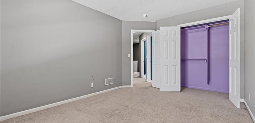 8820 Timber Creek Lane, Pleasant Valley, MO 64068