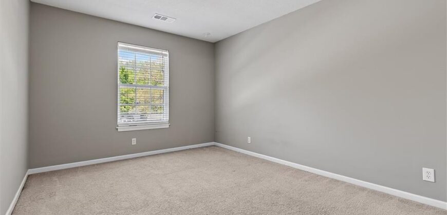 8820 Timber Creek Lane, Pleasant Valley, MO 64068