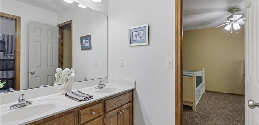 1830 Parkside Drive, Liberty, MO 64068