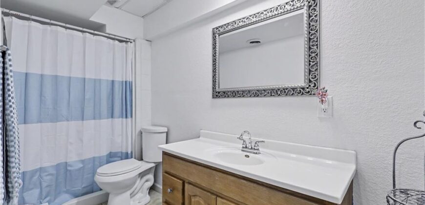 1830 Parkside Drive, Liberty, MO 64068