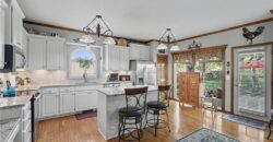 1830 Parkside Drive, Liberty, MO 64068