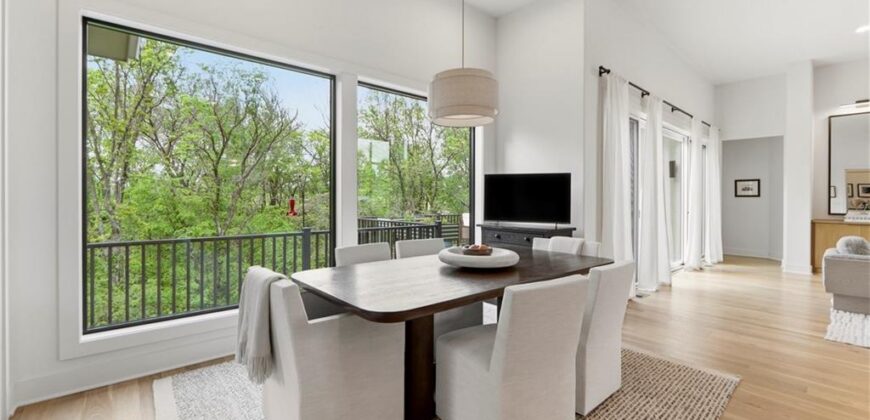 7300 NW Pampas Lane, Parkville, MO 64152