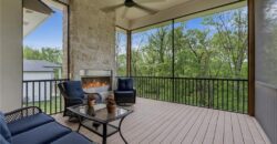 7300 NW Pampas Lane, Parkville, MO 64152
