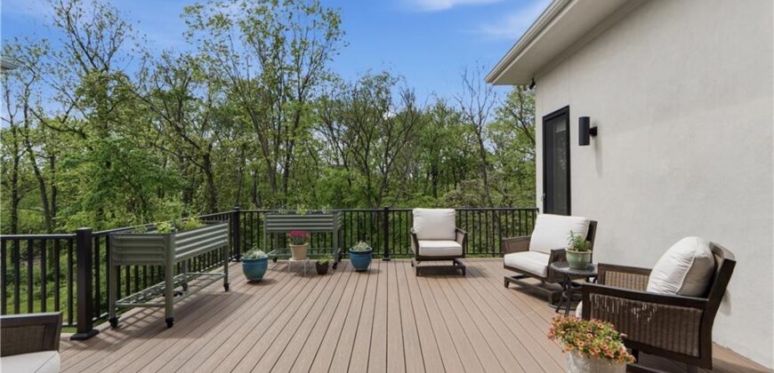 7300 NW Pampas Lane, Parkville, MO 64152