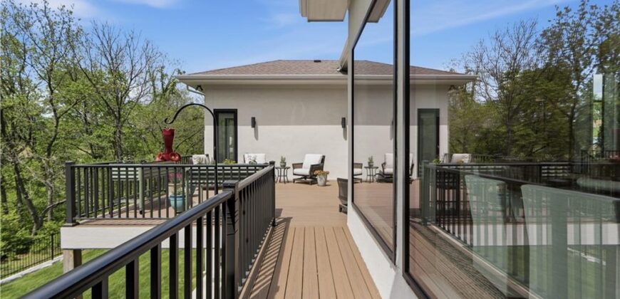 7300 NW Pampas Lane, Parkville, MO 64152