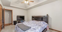 8035 N Garfield Avenue, Kansas City, MO 64118