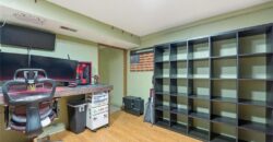 8035 N Garfield Avenue, Kansas City, MO 64118