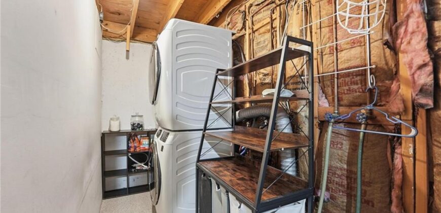 8035 N Garfield Avenue, Kansas City, MO 64118