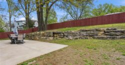 8035 N Garfield Avenue, Kansas City, MO 64118