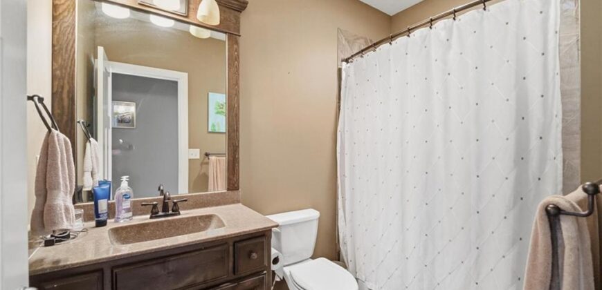 10509 N Hedges Avenue, Kansas City, MO 64157