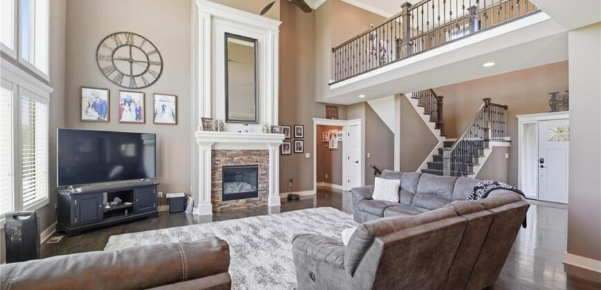10509 N Hedges Avenue, Kansas City, MO 64157