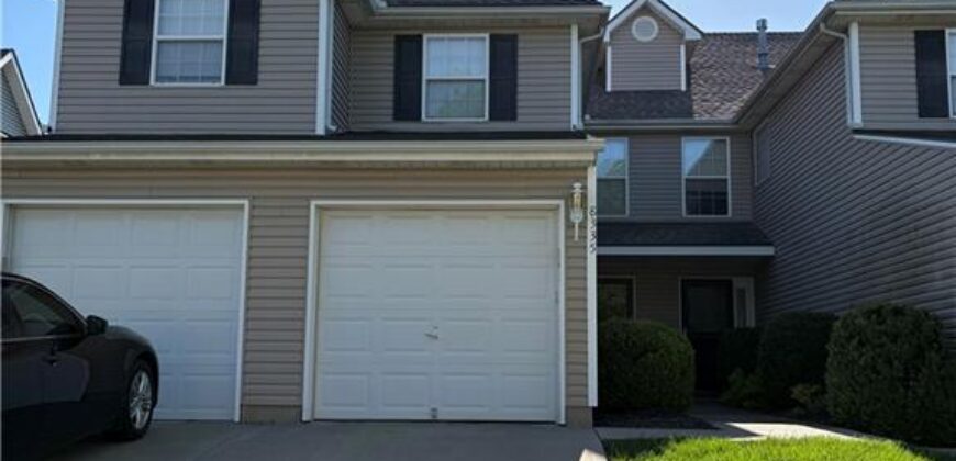 8335 N Kensington Avenue, Kansas City, MO 64119