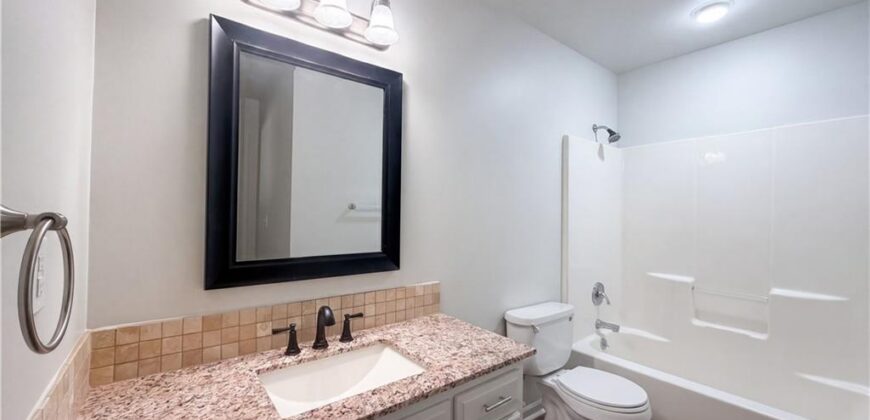 1105 Fox Run Trail, Platte City, MO 64079