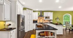 8829 N Glenwood Avenue, Kansas City, MO 64157