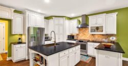 8829 N Glenwood Avenue, Kansas City, MO 64157