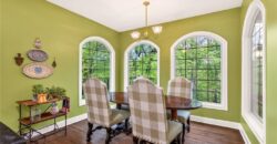 8829 N Glenwood Avenue, Kansas City, MO 64157